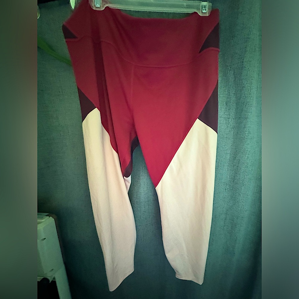 Nike women’s leggings like new